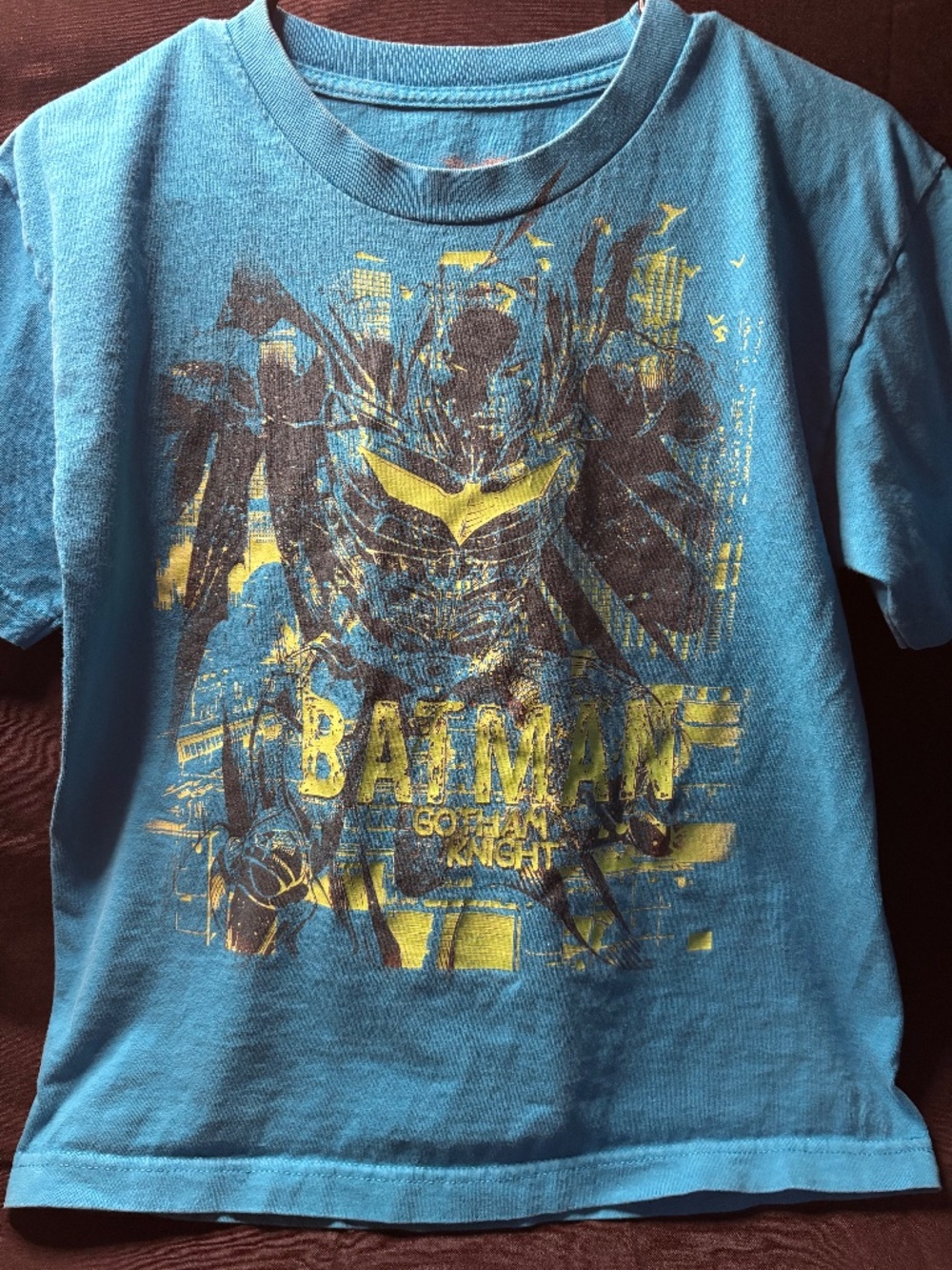 2012 Batman Gotham Knight DC Comics Graphic T Shirt Blue Youth Large.